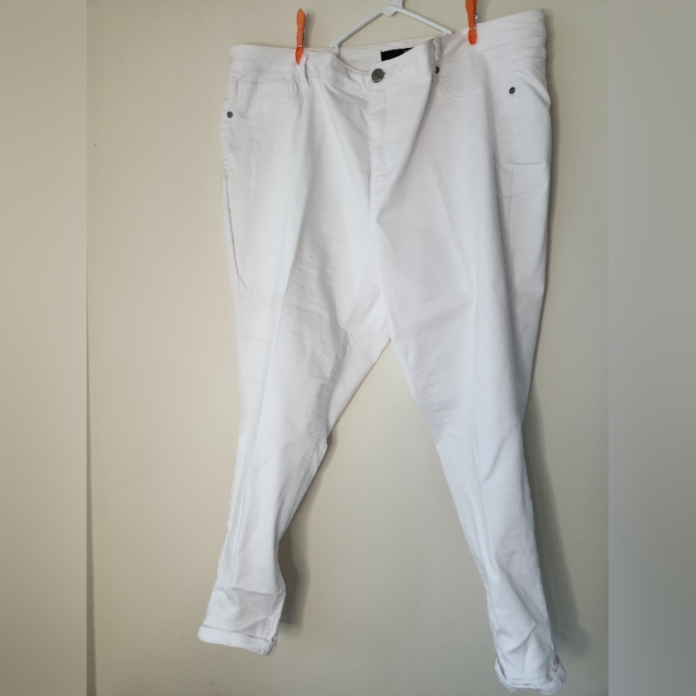 Stylish White Pants